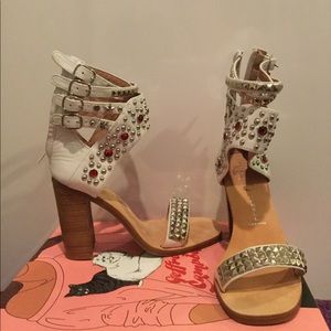 Jeffery Campbell Lakota Heel